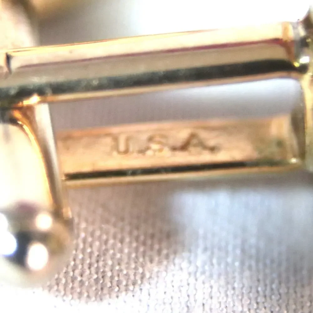 💎Hickok Vintage Cuff Links Gold Tone Goemetric Shapes